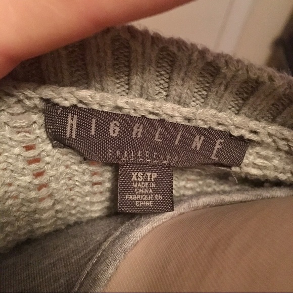 Women’s Highline Grey Gray Sweater Size XS - Picture 2 of 5